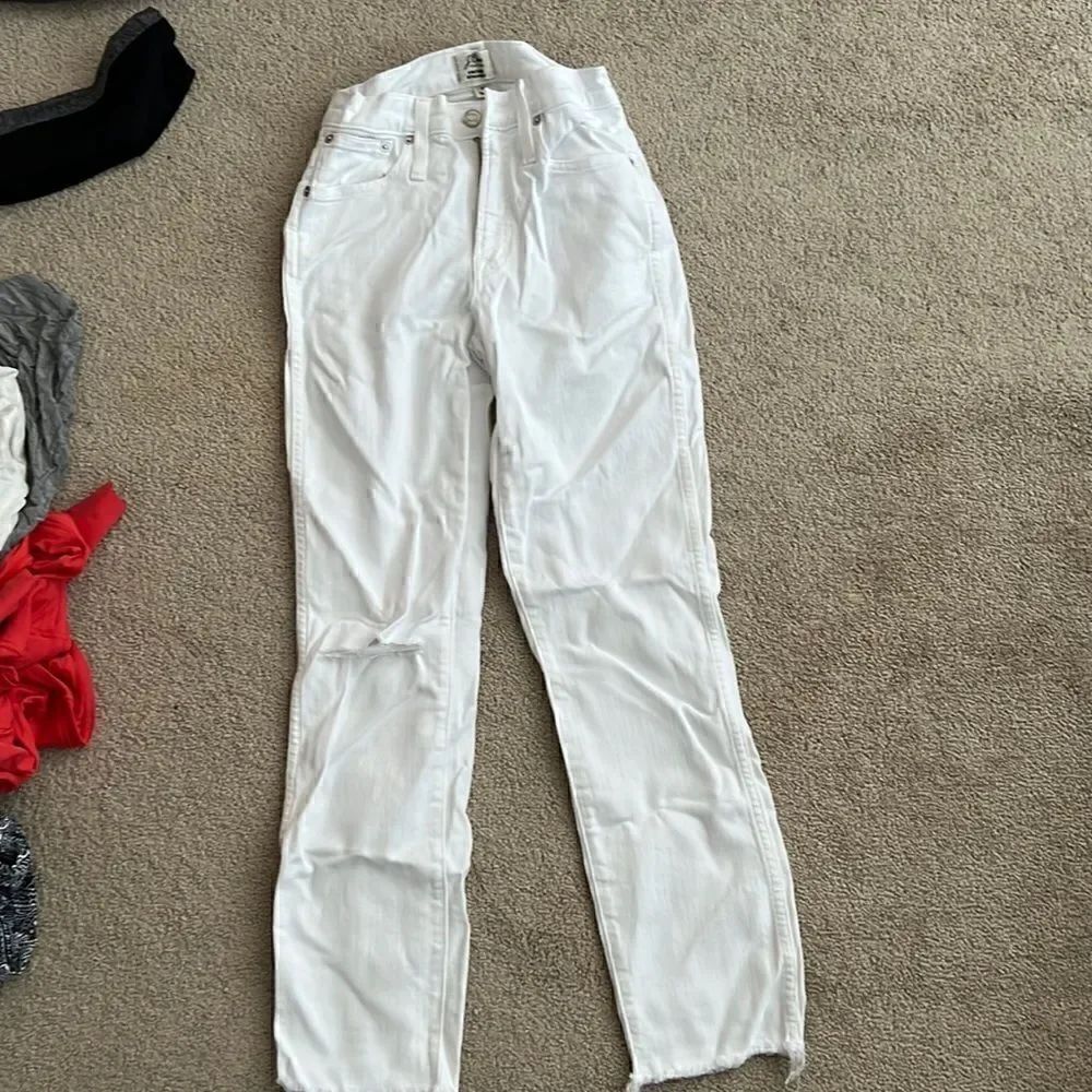 Jcrew Straight White Denim 24